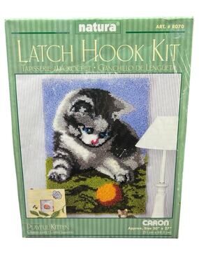 Caron Latch Hook Kit Playful Kitten Rug 20x27 New Open Box